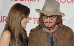 ¿Engañó Johnny Depp a su exesposa con Angelina Jolie?
