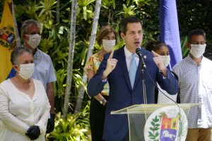 Guaidó desea expandir bonos a otros sectores laborales para la protección social en pandemia