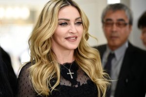 Madonna encendió las redes con una FOTO al borde de la censura