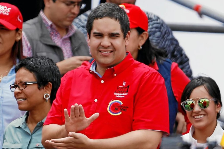 “Nicolasito”, el hijo de Maduro que pavimenta su poder con oro y coltán de sangre