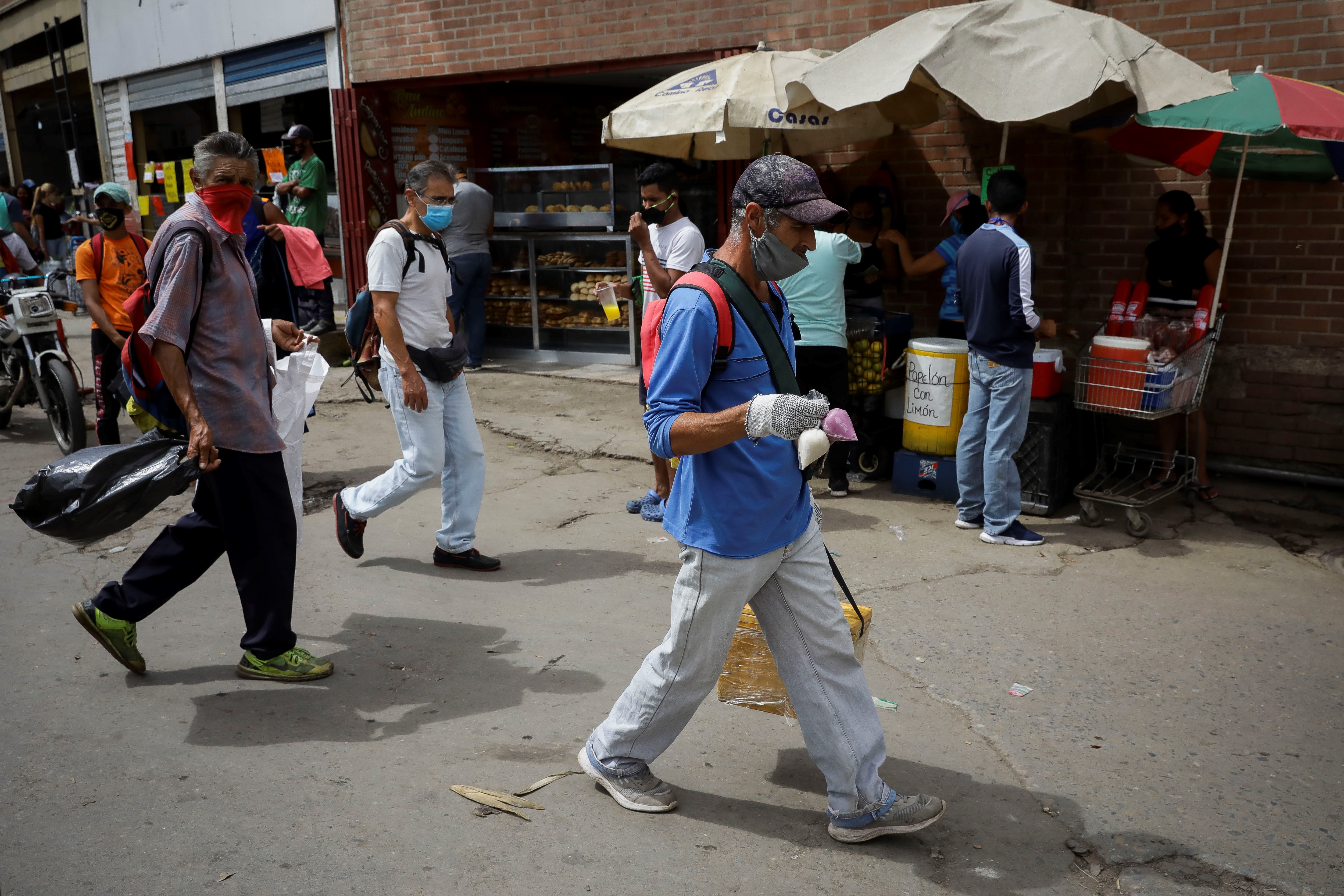Contagios por coronavirus en Venezuela no frenan tras 922 nuevos positivos