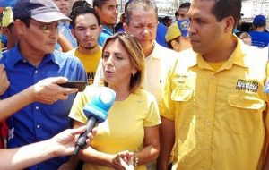 Diputada Montiel refuta a la dictadura: “No hubo enfrentamiento. Dispararon al pueblo con las armas de la República”
