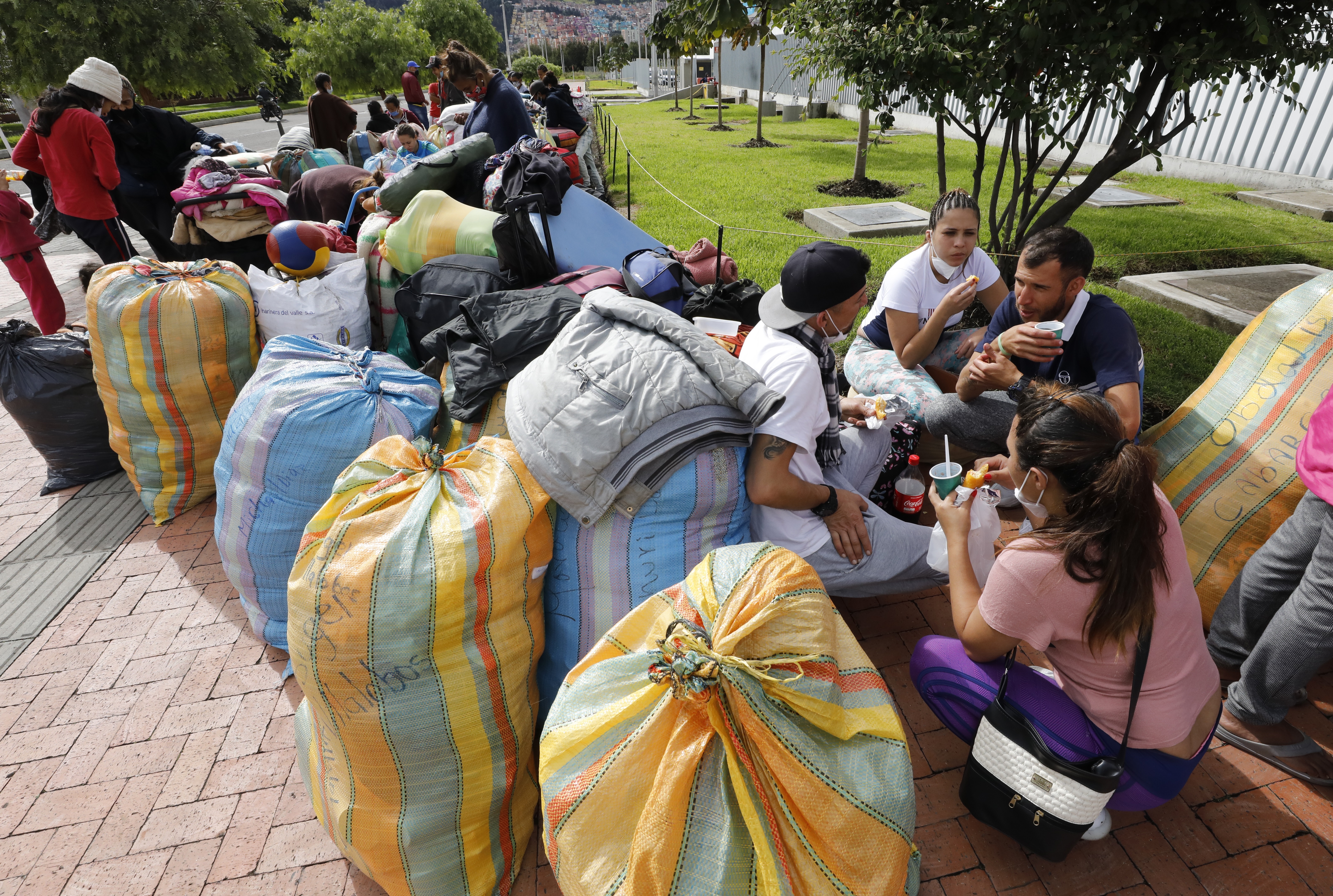 Mientras la pandemia sacude América Latina, los venezolanos enfrentan una ola de desalojos
