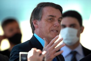 Bolsonaro se recluye obligado por el coronavirus que siempre ha menospreciado