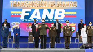Maduro le dio “las gracias” a los comandantes que removió de la cúpula militar
