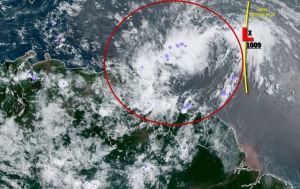 Intensa onda tropical cercana a Venezuela podría convertirse en ciclón