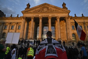 Presidente alemán denuncia ataque al “corazón de la democracia” tras incidente en el Reichstag