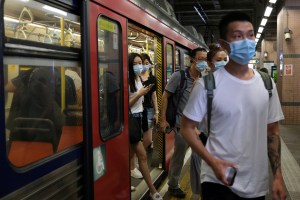 Hong Kong registra 69 nuevos casos de coronavirus con aumento de los contagios locales