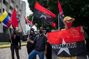EFE: Rebelión en el chavismo contra “el ajuste macroeconómico burgués” de Maduro