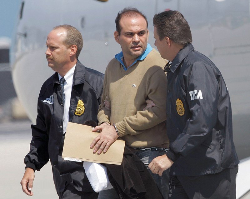 Juez ordena deportación de Salvatore Mancuso hasta Italia antes del #4Sep