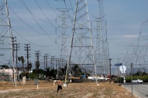 La energía regresó a California después de apagones continuos