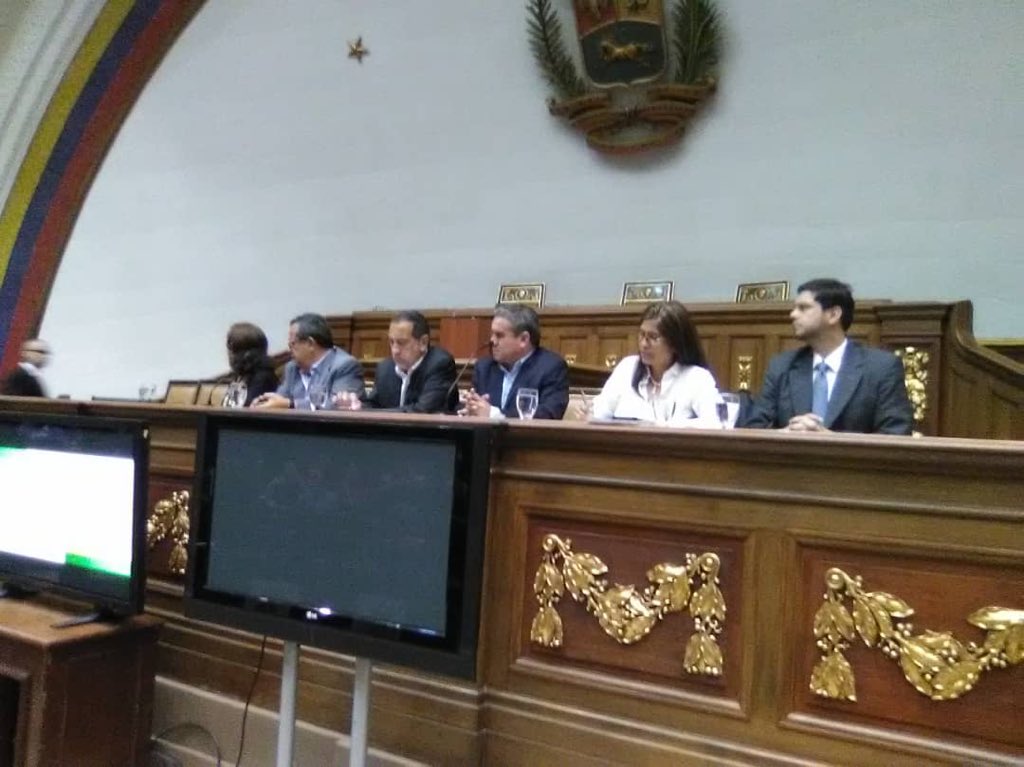 Diputados exigieron a Pdvsa responder por ecocidio en las costas de Falcón y Carabobo
