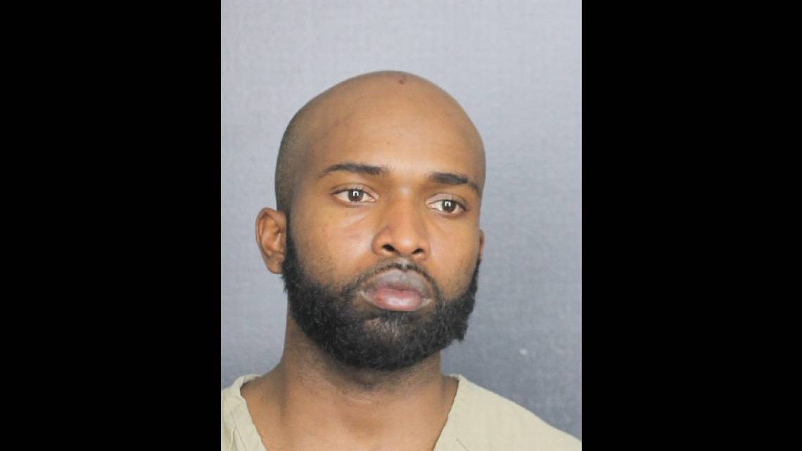 Un amor fuera de serie: Lo arrestaron después de apuñalar a su novia hasta la muerte en Florida