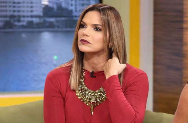 Telemundo también despachó a la presentadora cubana Rashel Díaz