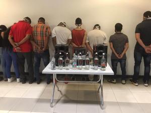 PoliChacao apaga fiesta en La Cruz y detiene a 11 individuos (Fotos)