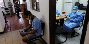 El bloqueo del régimen no impedirá el pago a los “Héroes de la Salud”, asegura Carlos Michelangeli