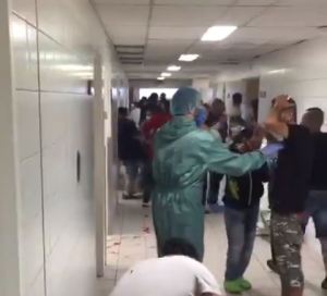 Imágenes sensibles: Hospitales de Beirut se colmaron de heridos tras la fuerte explosión