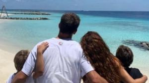 Las espectaculares vacaciones de Piqué y Shakira con sus hijos en Maldivas (Fotos)