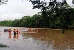 Tragedia: Once miembros de una familia murieron por la crecida de un río en Panamá