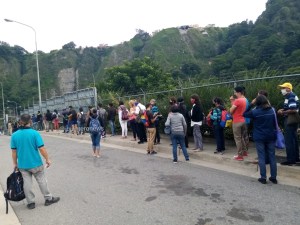 Reportan cola de usuarios en el Trolcable de Mérida #3Ago