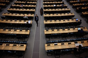 Maduro encabeza a miembros del Consejo de DDHH de la ONU que reprimen activistas