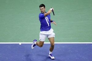 ¿Qué sanciones recibió Novak Djokovic tras su descalificación del Abierto de EEUU?