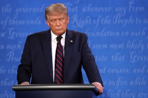 Trump advirtió sobre un posible fraude electoral y afirmó que cuenta con el Supremo