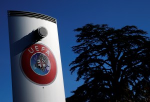 La Uefa pide información financiera adicional al Barcelona, Sevilla y Betis