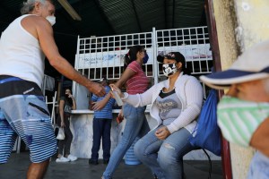 Dos estados de Venezuela, en situación crítica por el coronavirus, aseguró José Manuel Olivares