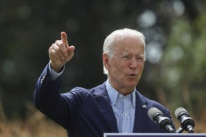Joe Biden viaja a Florida en busca del voto latino