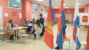 Rusia celebra elecciones regionales, con el envenenamiento de Navalny como trasfondo