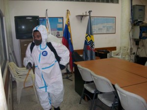 ¿Para que el fraude les salga limpio? CNE de Maduro prepara desinfección anti Covid-19 en sus instalaciones (FOTOS)