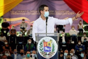 Juan Guaidó invita a movilizarse en honor a los “Héroes de la Salud”