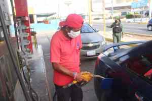 Omar Prieto: Estaciones Premium pueden importar gasolina y venderla por encima de 0,50 dólares
