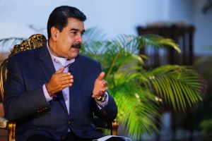 Un Maduro cada vez más solo, reitera invitación a la ONU para “acompañar” su farsa electoral