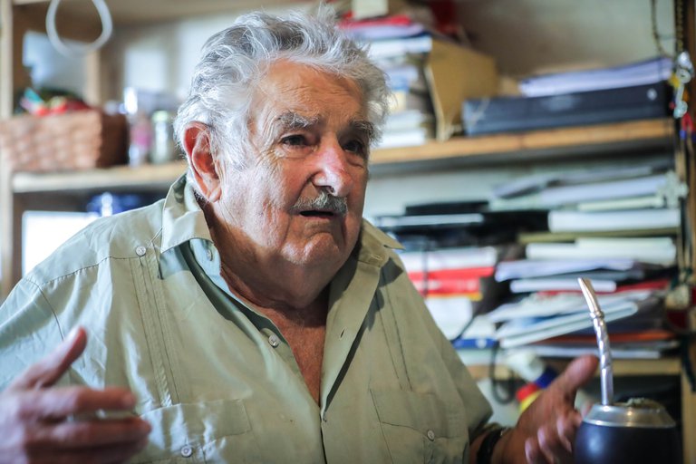 Expresidente uruguayo José Mujica tiene un tumor maligno y recibirá radioterapia