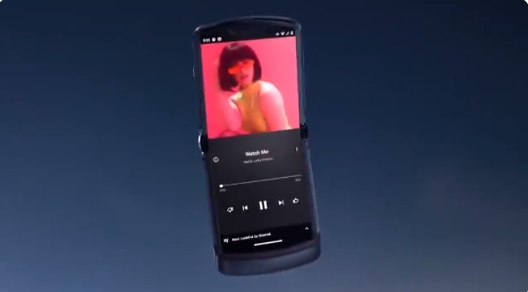Motorola presentó la nueva versión de su teléfono plegable con soporte 5G (VIDEO)