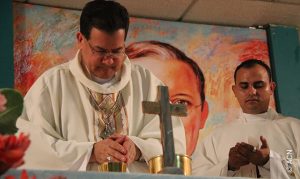 Monseñor Polito Rodríguez admite que en sus oraciones “pelea con Dios” por la situación en Venezuela