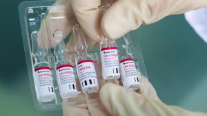 Rusia autoriza la vacunación contra la el Covid-19 para mayores de 60 años