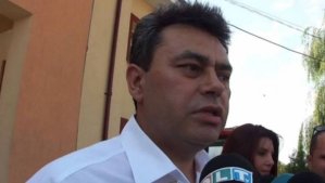 Reeligen a un alcalde rumano fallecido recientemente de Covid-19