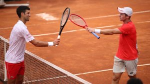 El insólito error de un juez en el partido de Djokovic del Masters de Roma (Video)