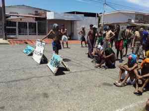 OVP: Presos abandonaron su recinto penitenciario en Cabimas para protestar por agua y comida