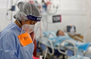 OMS teme que un aumento de las muertes siga al nuevo pico mundial de casos de Covid-19