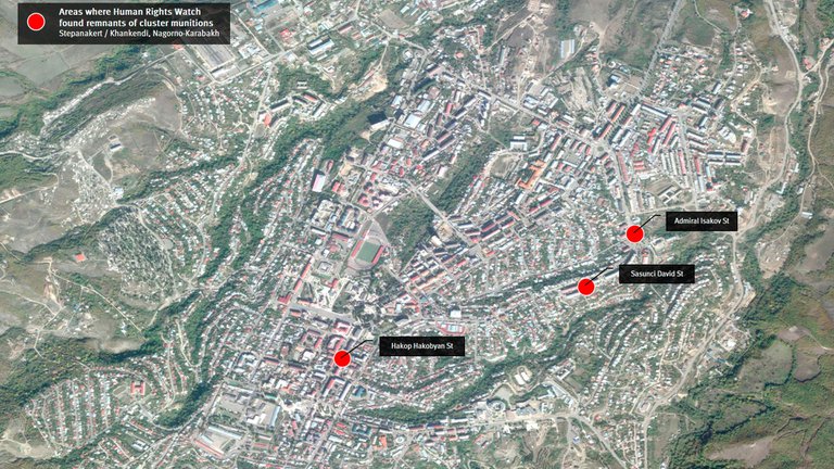 HRW alertó que Azerbaiyán usó munición de racimo en áreas residenciales de Nagorno Karabaj