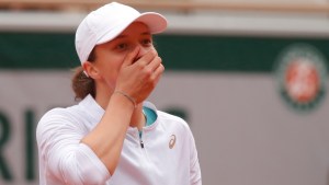Swiatek gana a Kenin y se convierte en la primera polaca que logra Roland Garros