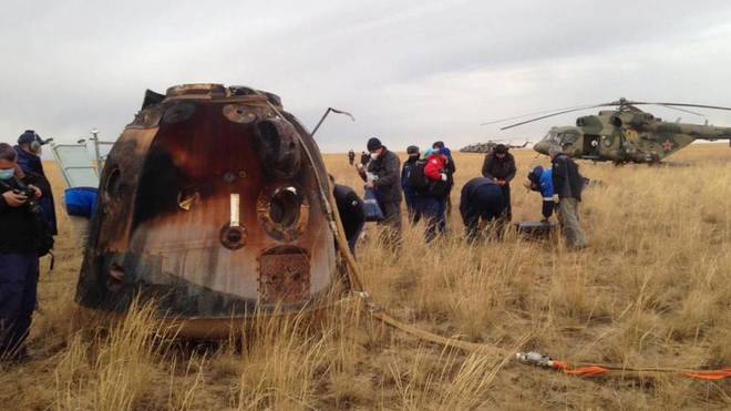 La nave tripulada Soyuz MS-16 regresó con éxito a la Tierra