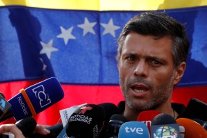 Leopoldo López viajó a Colombia para afianzar frente internacional contra Maduro