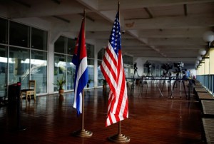 Una mayoría de cubano-estadounidenses se opone a normalizar las relaciones con Cuba