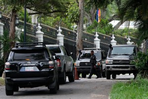 Fuerte despliegue de seguridad en las inmediaciones de la embajada de España en Caracas #24Oct