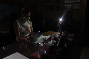 A oscuras: oficializan las “dosis de Patria” en Mérida con cronogramas diarios de racionamiento eléctrico